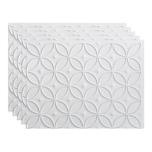 Backsplash in Vinyl Tile
