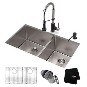 Sink w/ Faucet