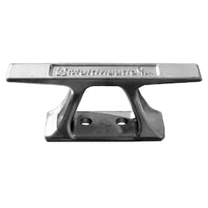 Cleat in Dock Hardware