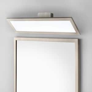 Fixture Width (in.): 24 in.