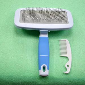 Brushes & Combs