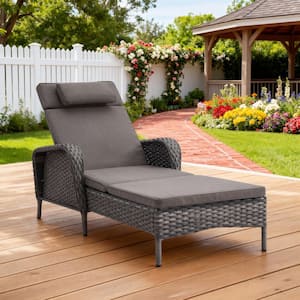 Outdoor Chaise Lounges