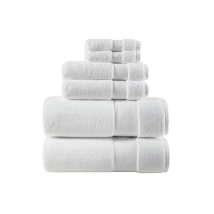 Super Plush in Bath Towels