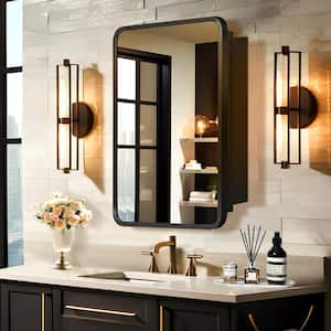 Mirror Height: Medium (20-40 in.)