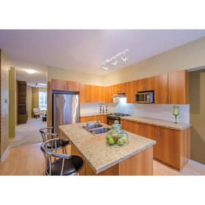 Track Length (ft.): 4 ft.