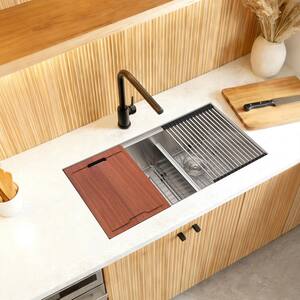 Double Bowl in Undermount Kitchen Sinks