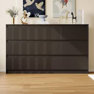 Number of Drawers: 9 drawer