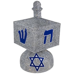 Outdoor Hanukkah Decorations