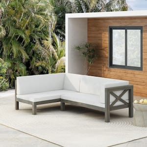 Seating Capacity: Seats 4 People