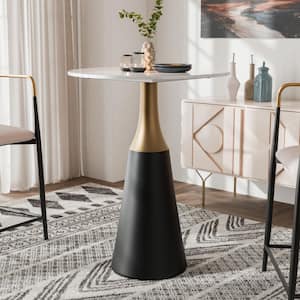 Seating Capacity: Seats 2