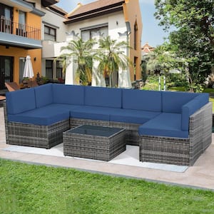 Seating Capacity: Seats 6 People