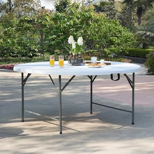 Round in Folding Tables