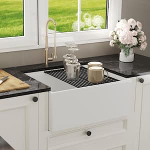 Sink Left to Right Length (in.): 20-24.99
