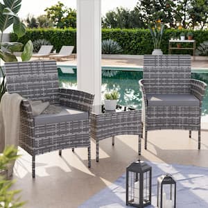 Seating Capacity: Seats 2 People