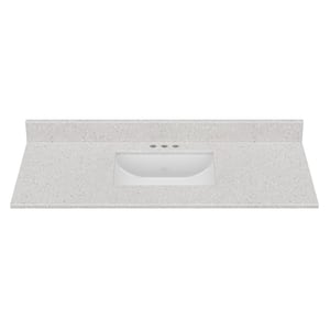 Faucet Hole Spacing (in.): 4 in. Faucet Hole Spacing