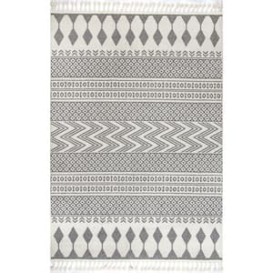 Approximate Rug Size (ft.): 5 X 8