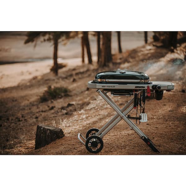 Weber - Traveler Portable GAS Grill - Stealth Edition