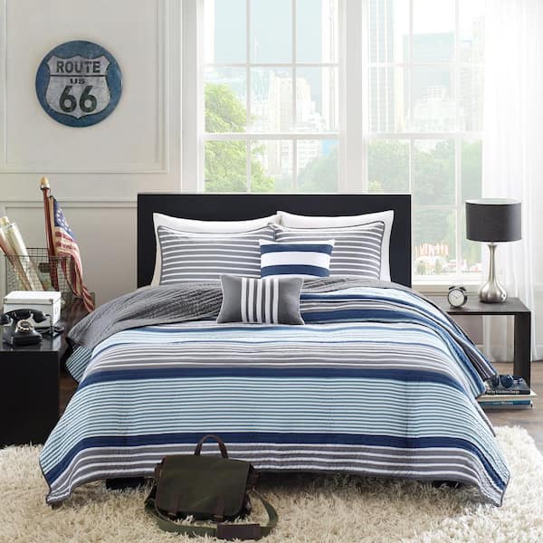 Matteo Coverlet Set