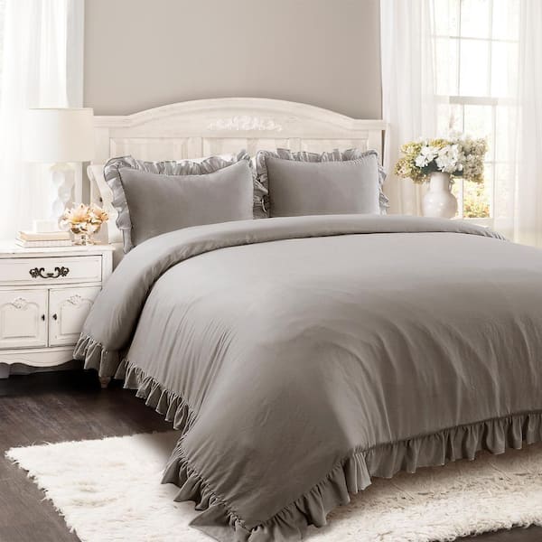Reyna Comforter Set