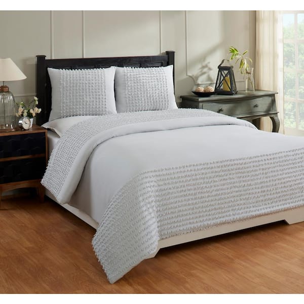 Olivia Collection in Motif Design 100% Cotton Tufted Chenille Comforter