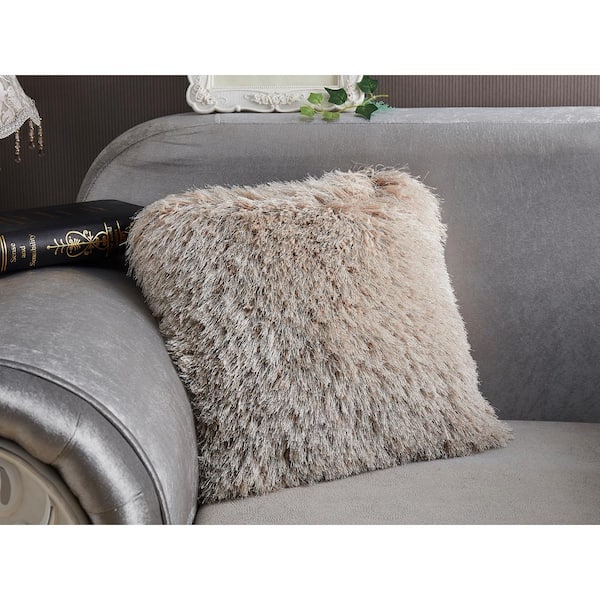 Decorative Shaggy Pillow 100% Polyester