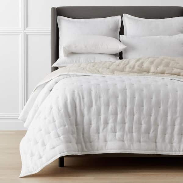 Legends Hotel™ Reversible Relaxed Linen Quilt