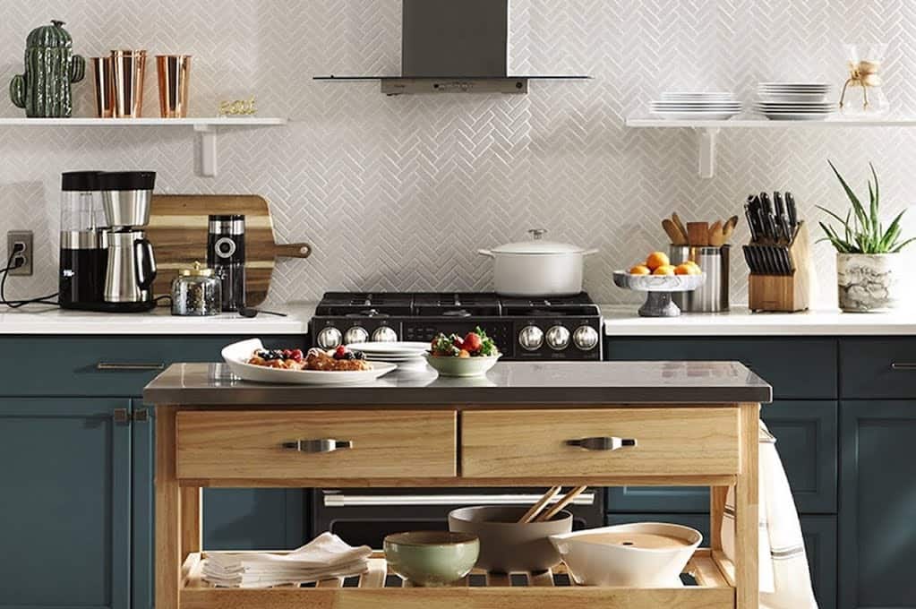 A Nod to Mod Kitchen