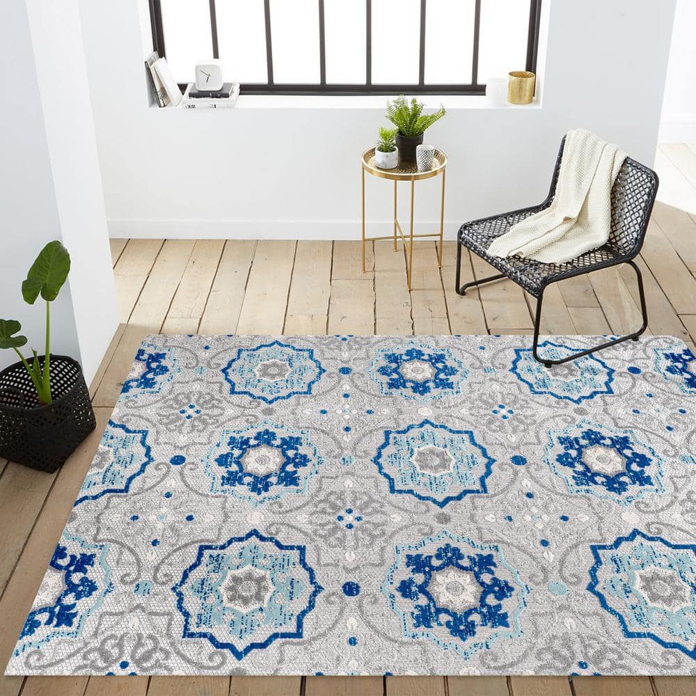 Blue and Gray Synthetic Medallion Reversible Area Rug