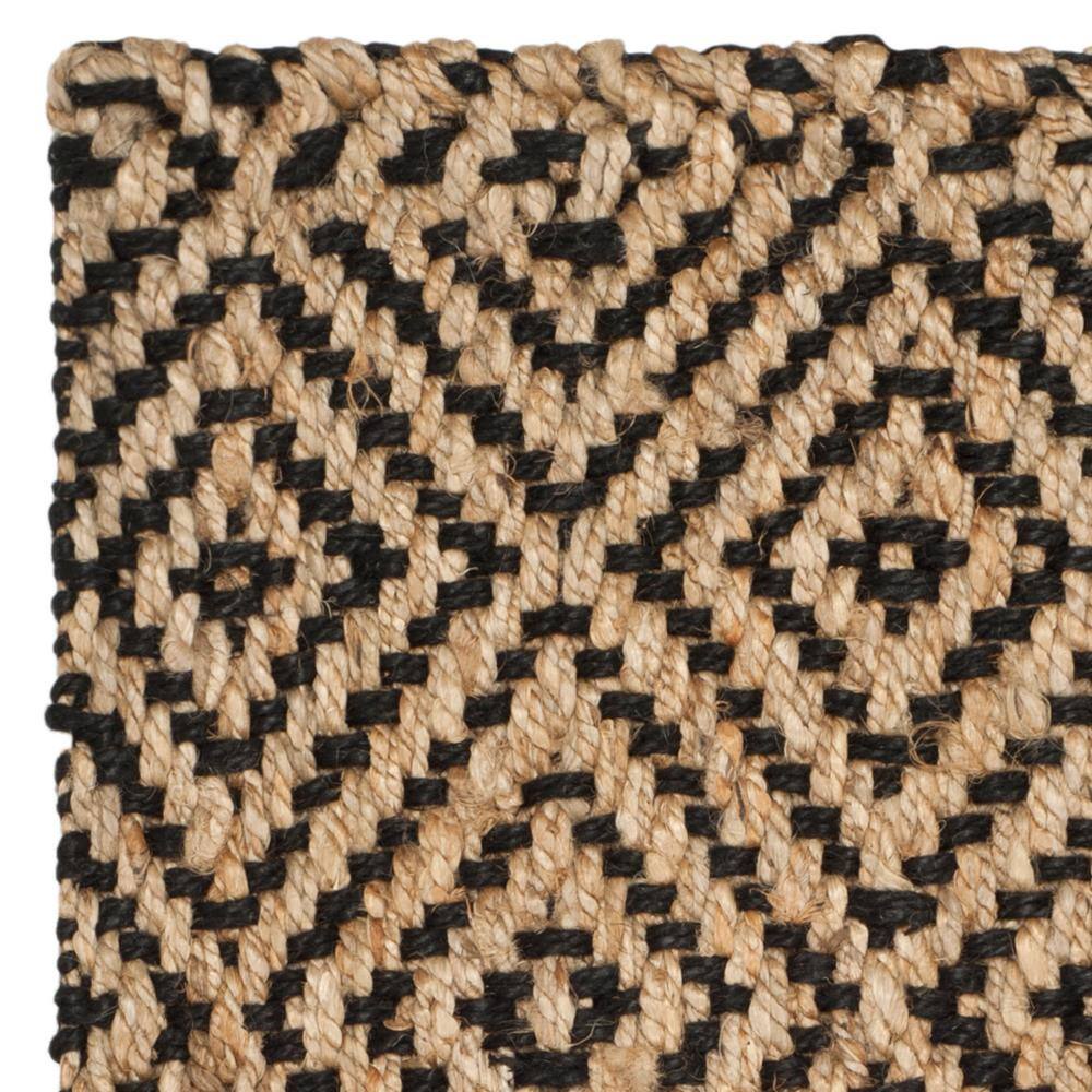 Hand-Knotted Geometric Jute Area Rug in Natural/Black, Round