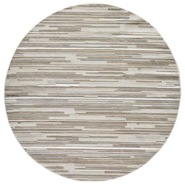 Gray 8 ft. Round Woven Polypropylene Round Indoor/Outdoor Area Rug