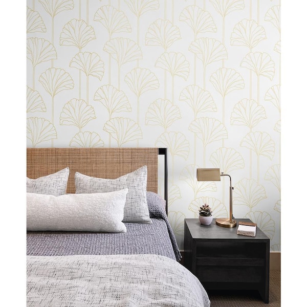 Metallic Gold Gingko Leaf Vinyl Peel and Stick Wallpaper Roll 40.5 sq. ft.