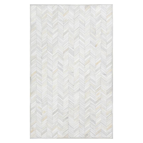 Solo Rugs Meir Ivory 5 ft. x 8 ft. Contemporary Cowhide Area Rug