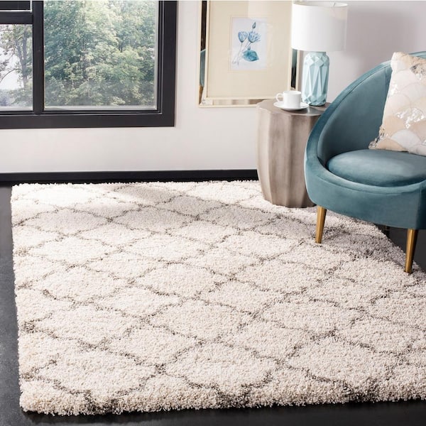 Hudson Shag Ivory/Gray Doormat 2 ft. x 4 ft. Geometric Quatrefoil Area Rug