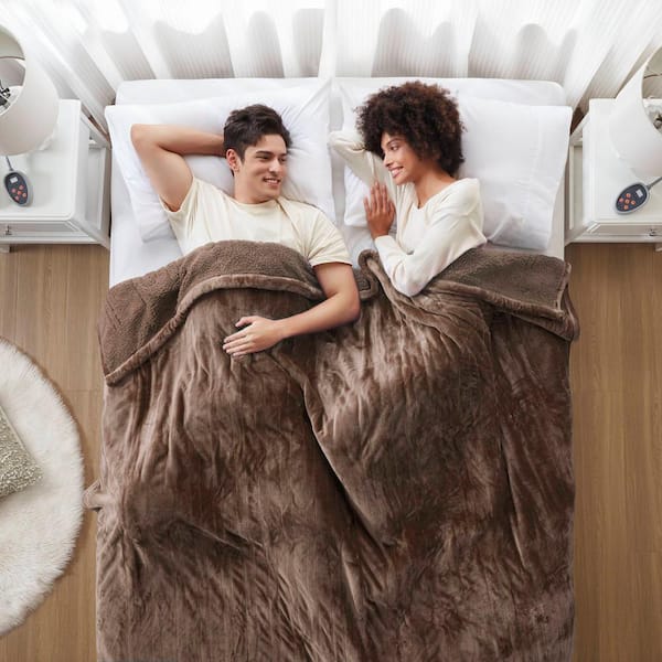 84 in. x 90 in. Heated Microlight to Berber Chocolate Queen Blanket