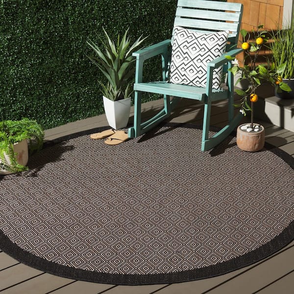 Beach House Black/Ivory 7 ft. x 7 ft. Diamond Border Indoor/Outdoor Round Area Rug