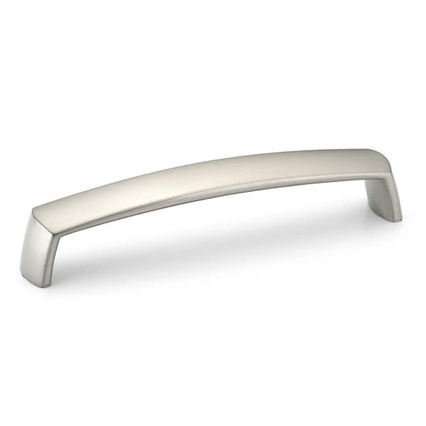 Richelieu Hardware Lincoln Collection 5 1/16 in. (128 mm) Brushed