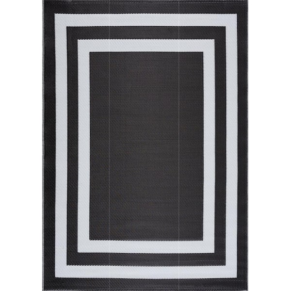 Paris Black and White 6 ft. x 9 ft. Folded Reversible Recycled Plastic Indoor/Outdoor Area Rug-Floor Mat