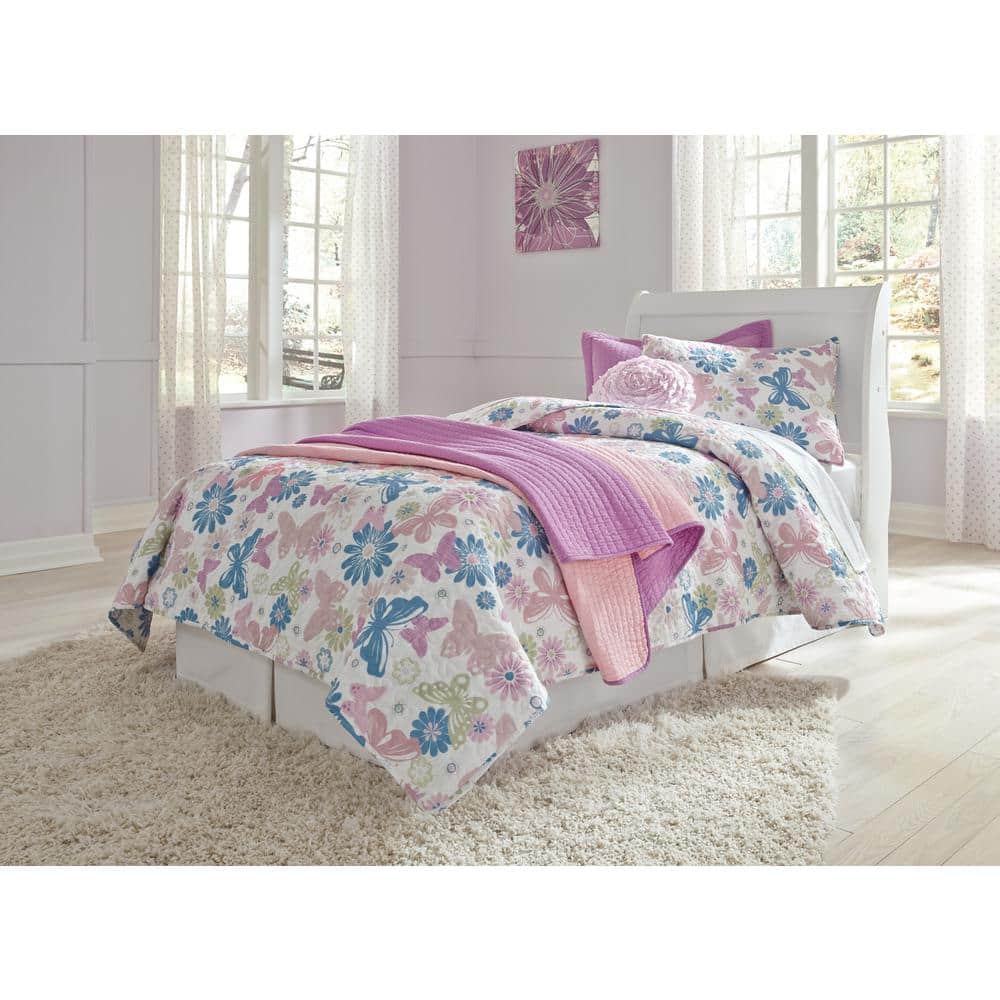 White Wood Twin Sleigh Bed with Intricate Carvings