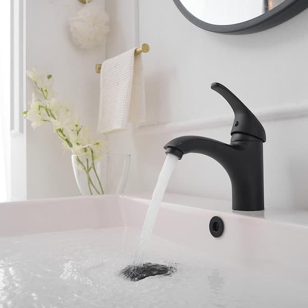 Single Handle Modern Bathroom Faucet in Matte Black