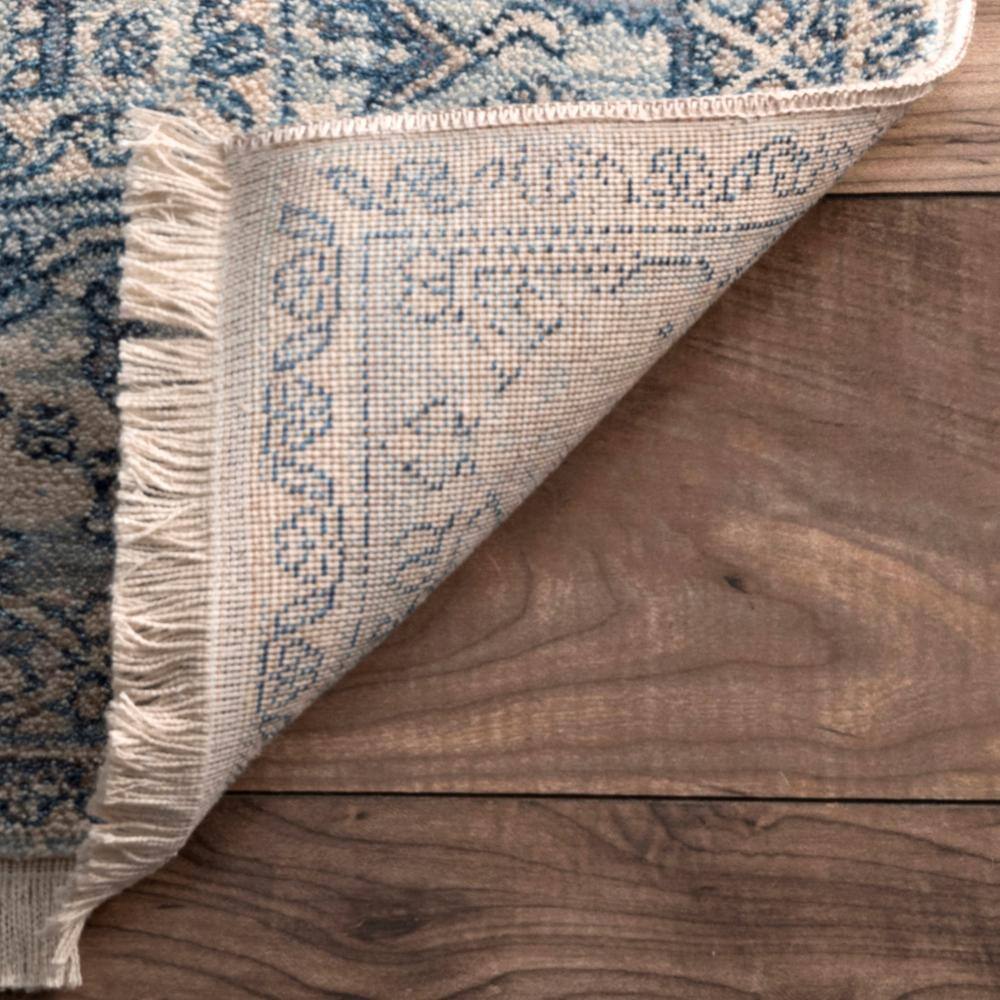 Light Blue Vintage Medallion Synthetic Area Rug with Fringe, 4' x 6'