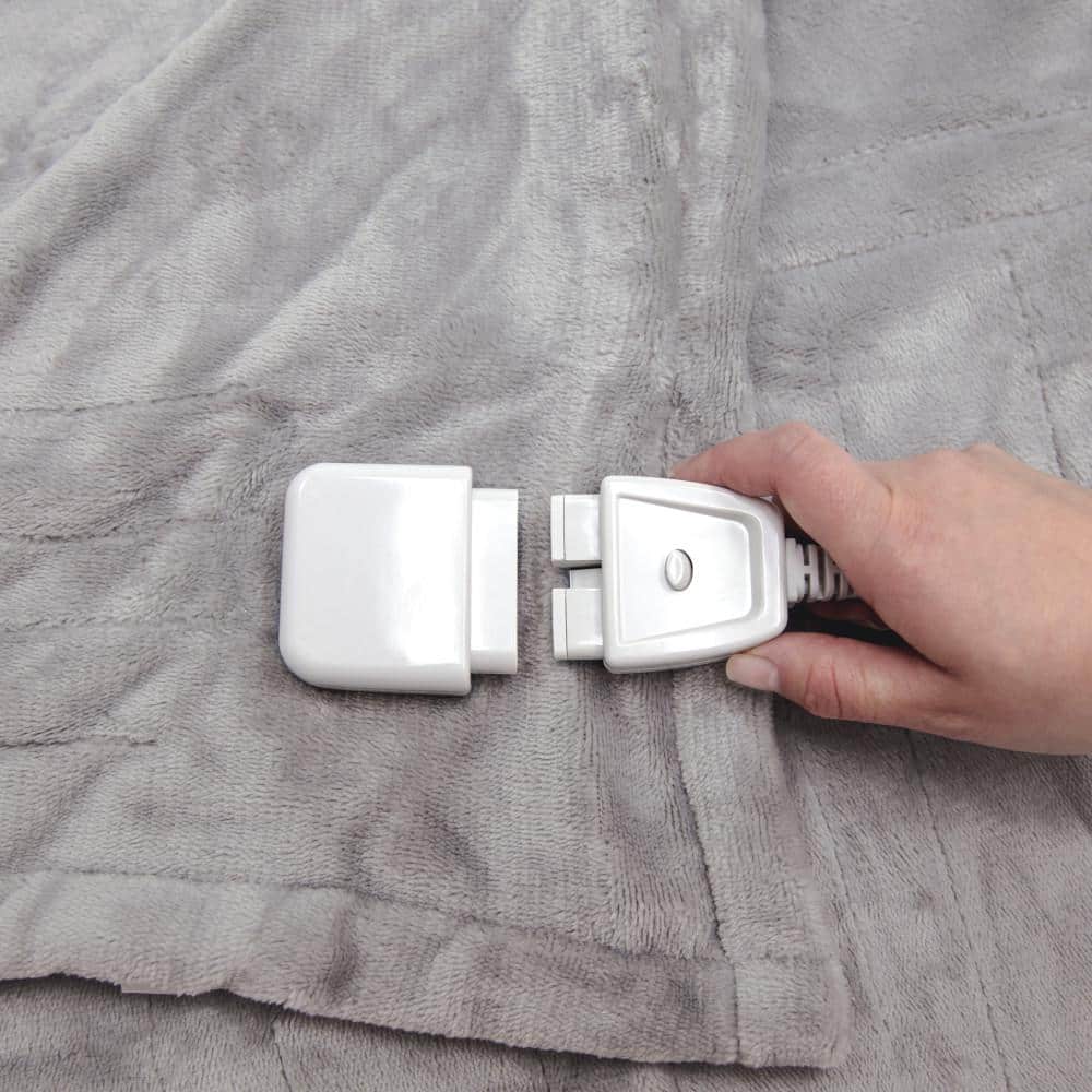 Soft Grey Polyester Fleece King Warming Blanket