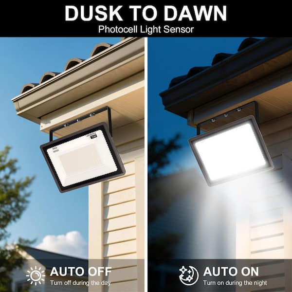 YANSUN 300 Watt Equivalence 7024 Lumen Black Plug-in Integrated