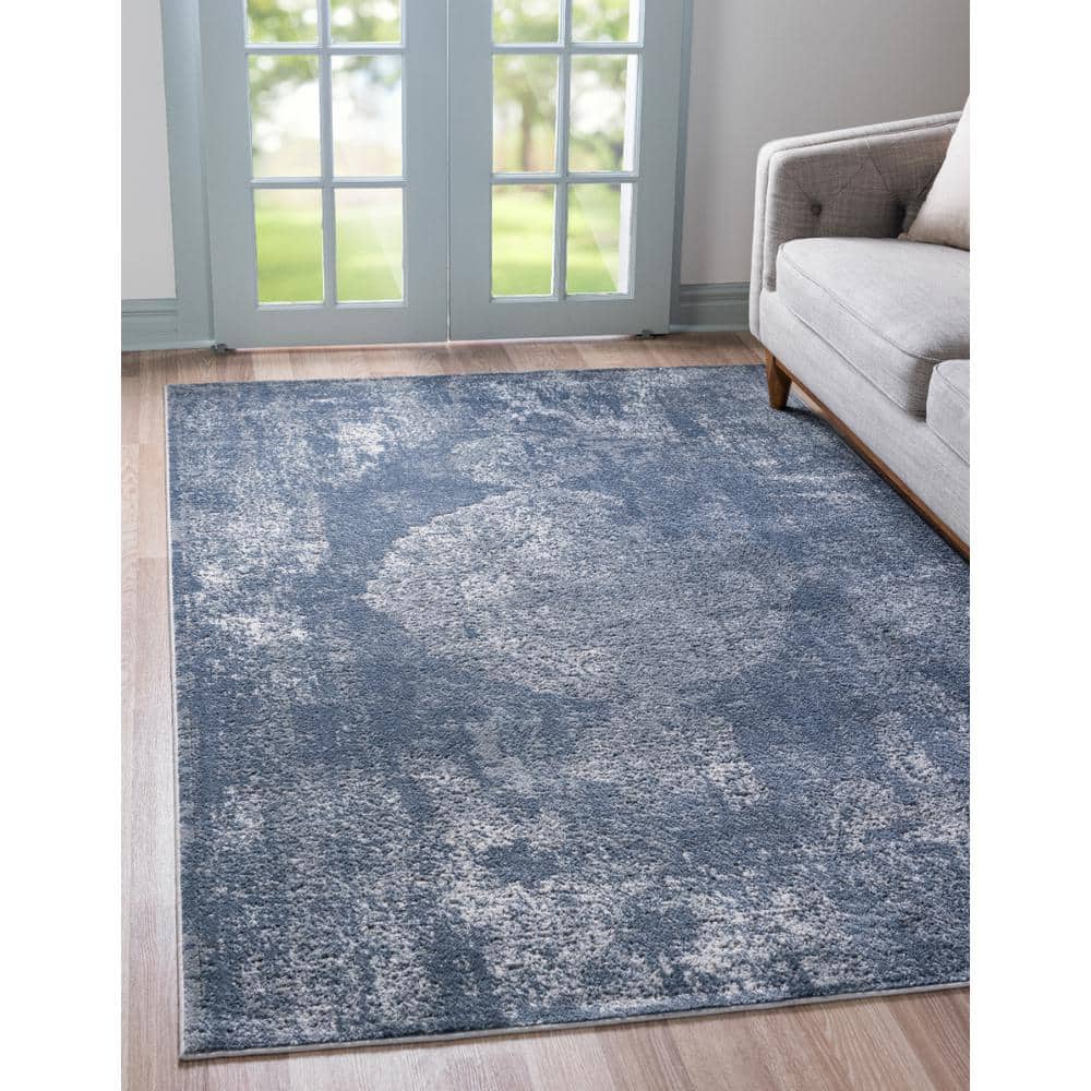 Blue Medallion Synthetic Reversible 6' x 9' Area Rug