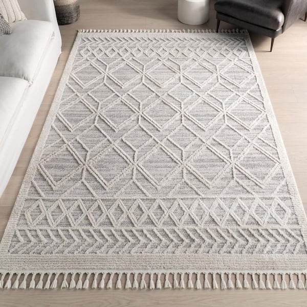 nuLOOM Ansley Textured Lattice Tassel Beige 4 ft. x 6 ft. Area Rug