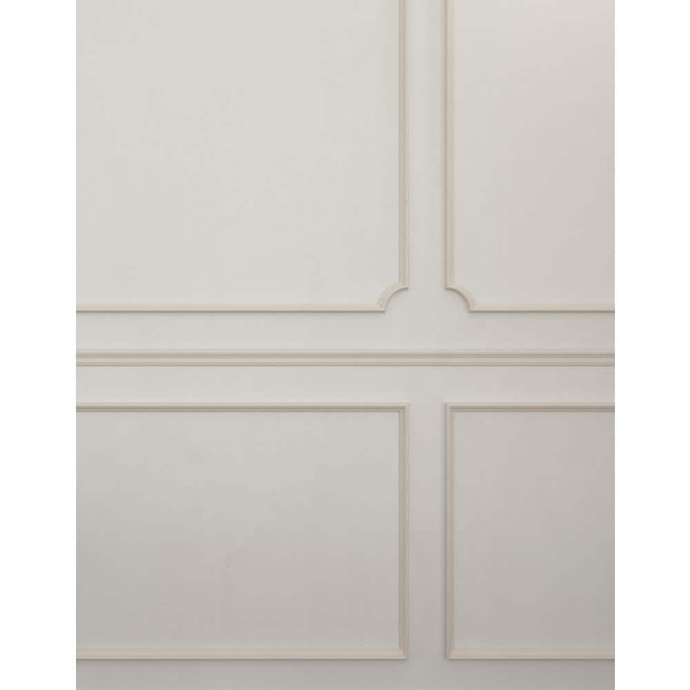 Unfinished Beige White Hardwood Colonial Chair Rail Moulding