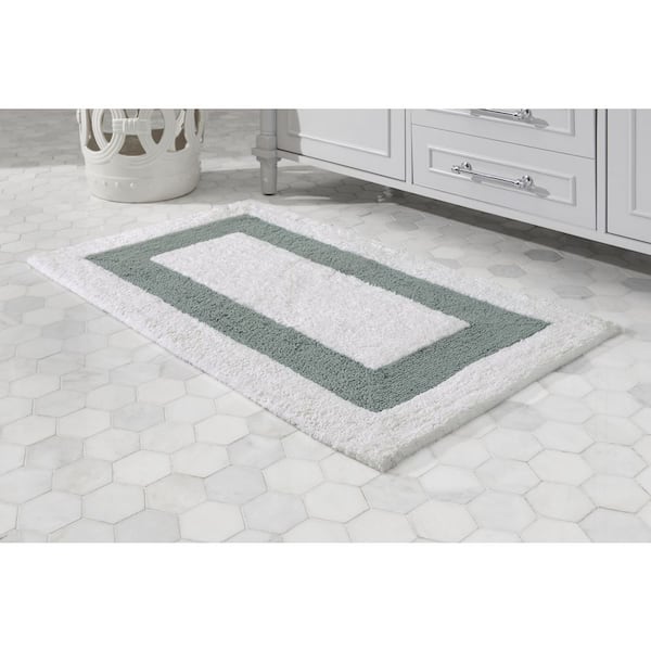 Green and White Front Door Mat Outdoor Rug 24'' X 35'' Striped
