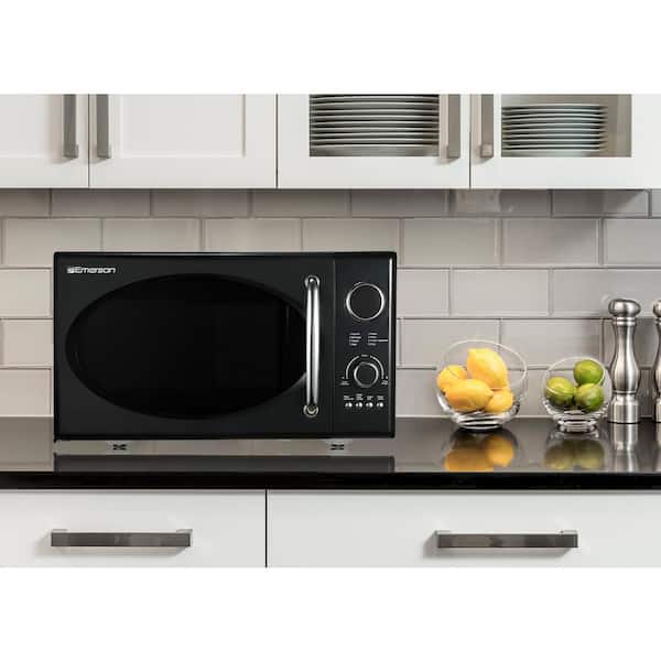 0.9 cu. ft., 800W Retro Black Microwave Oven with Grill