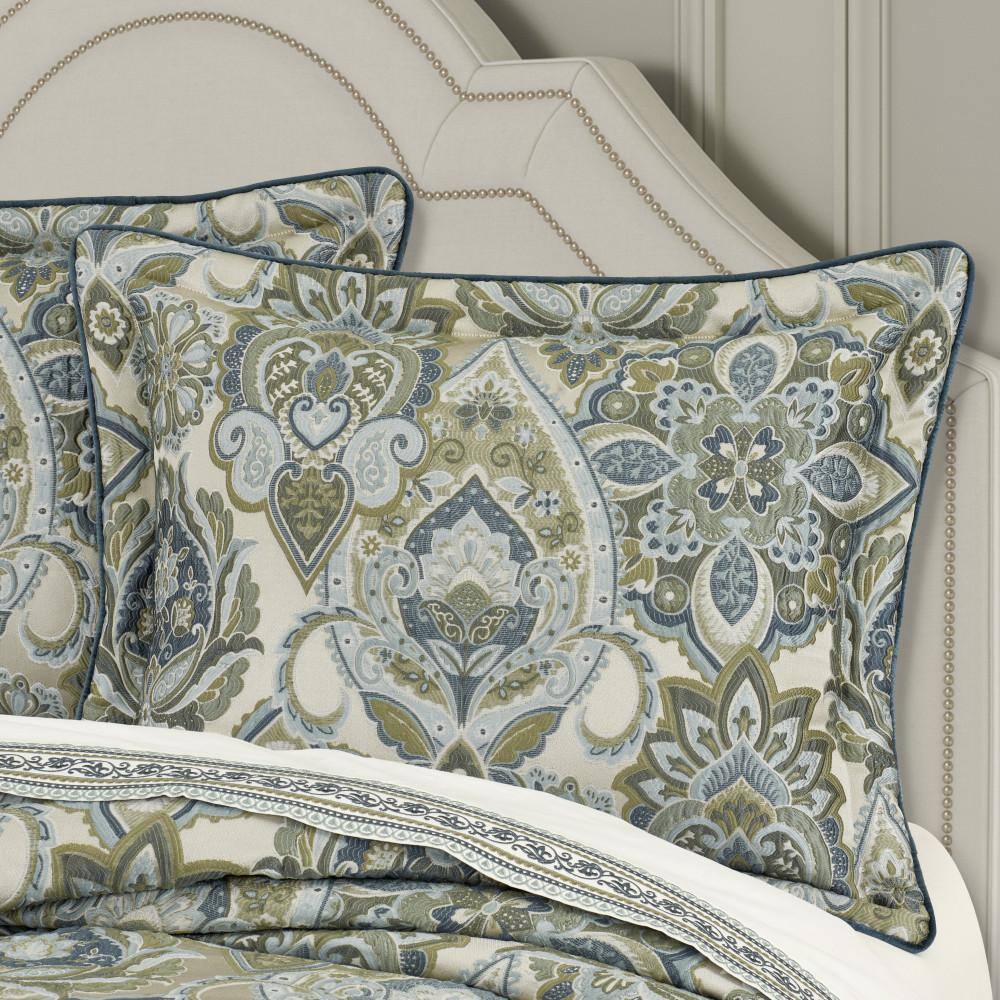 Queen Blue Velvet 4-Piece Comforter Set