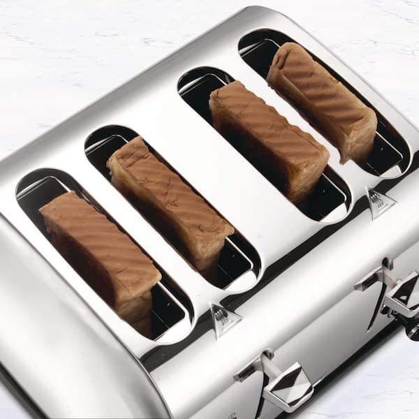 MegaChef 4 Slice Toaster in Stainless Steel Silver