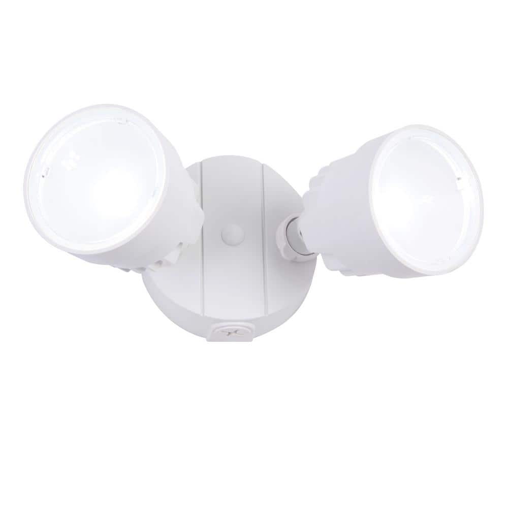 Defiant Security Light LED Motion Outdoor DualBrite Wall Eave Mount 3 Head White 